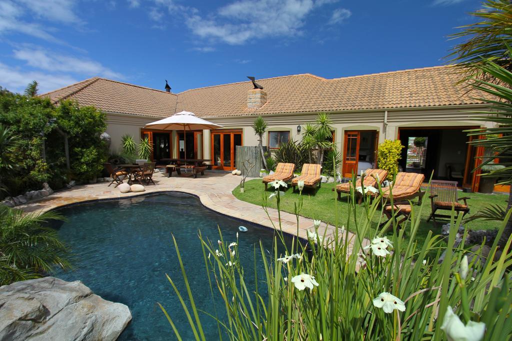 Villachad Guesthouse Kleinmond ภายนอก รูปภาพ