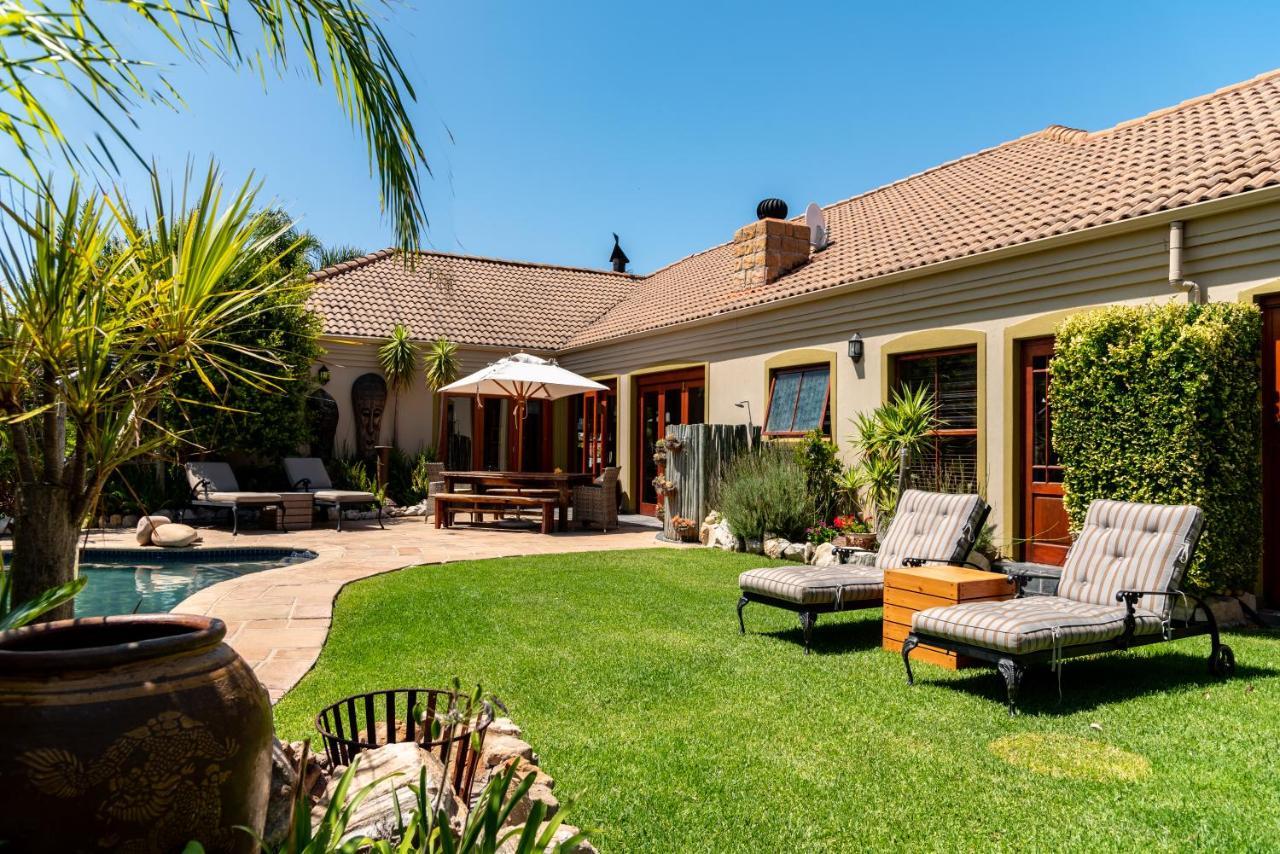 Villachad Guesthouse Kleinmond ภายนอก รูปภาพ